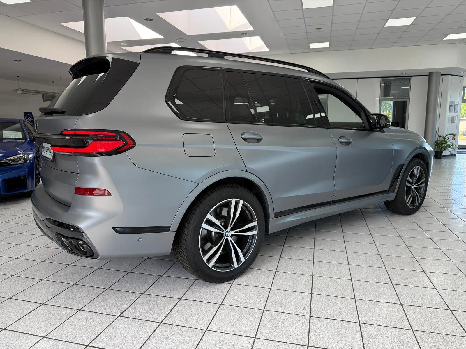 BMW X7 M60i, снимка 7 - Автомобили и джипове - 56225167