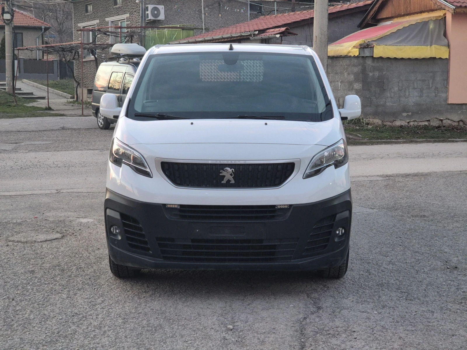 Peugeot Expert 2.0BlueHDI 120 Premium Pack - изображение 2
