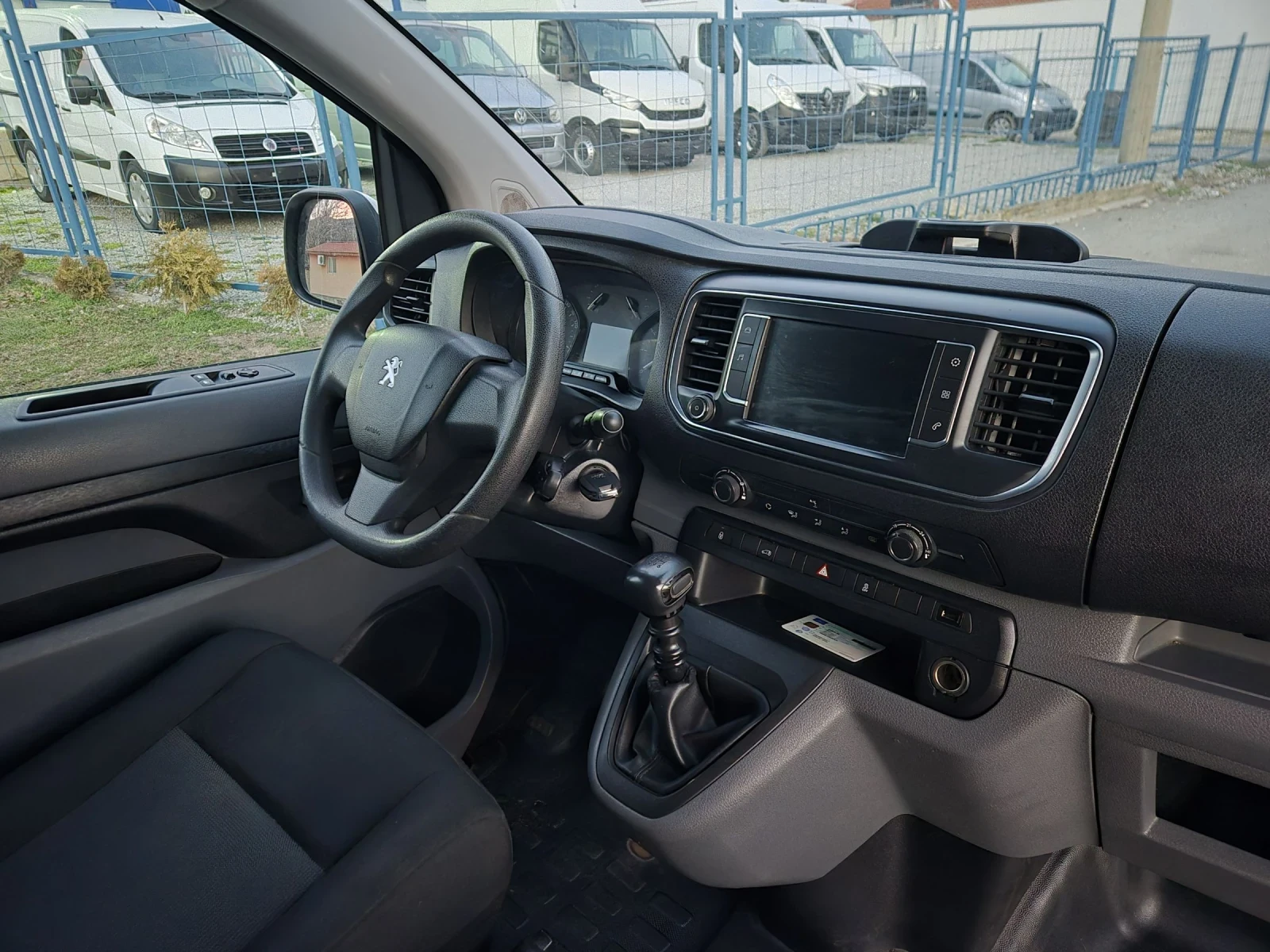 Peugeot Expert 2.0BlueHDI 120 Premium Pack - изображение 10