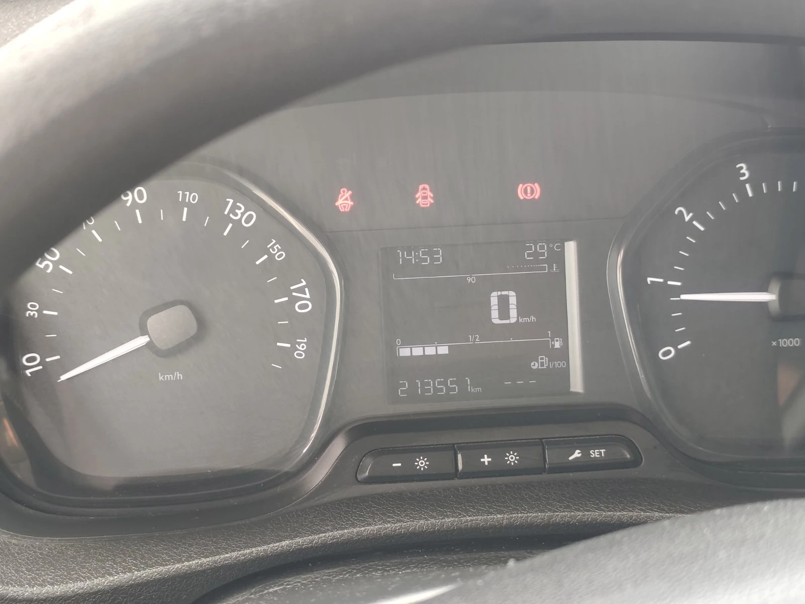 Toyota Proace 1.6 - изображение 7
