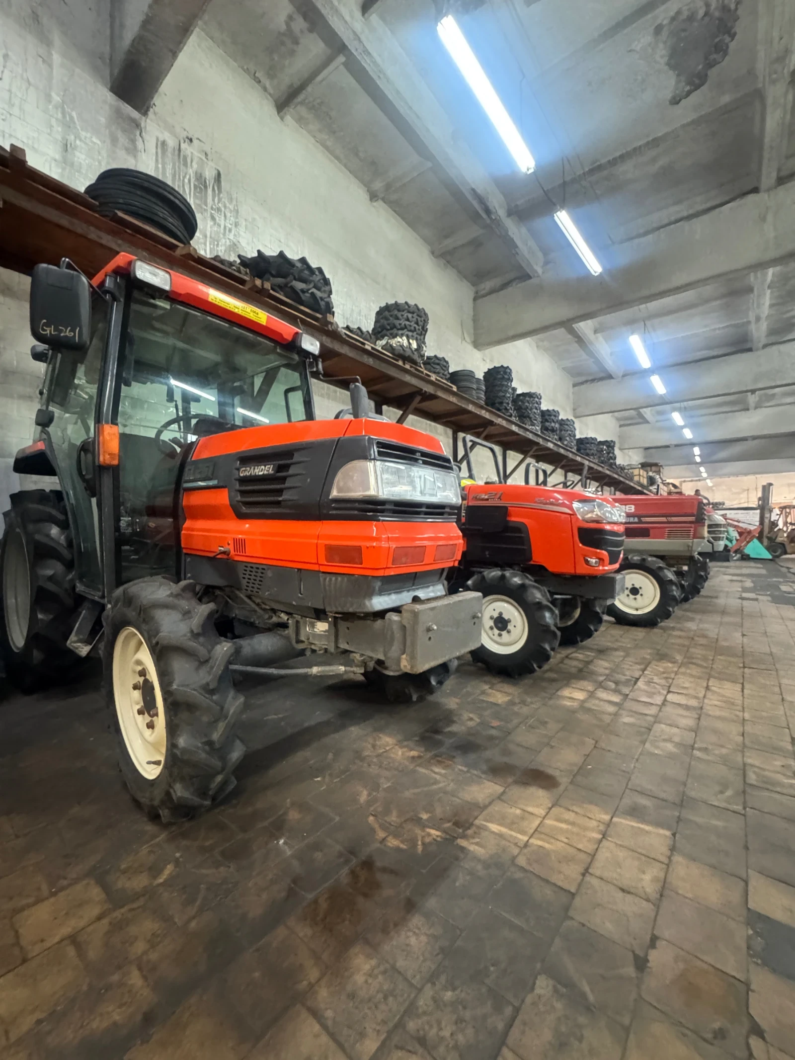 Трактор Kubota GL261 - изображение 3