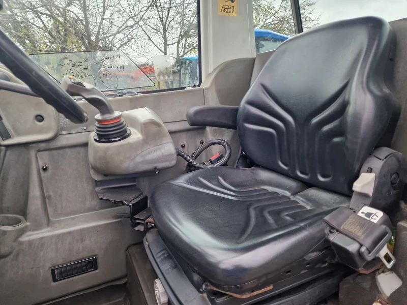 Телескопични товарачи Друга CLAAS TARGO K70, снимка 8 - Индустриална техника - 52572796