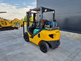 Мотокар Komatsu  2 тона / АВТОМАТ / ГАЗ + БЕНЗИН / , снимка 3