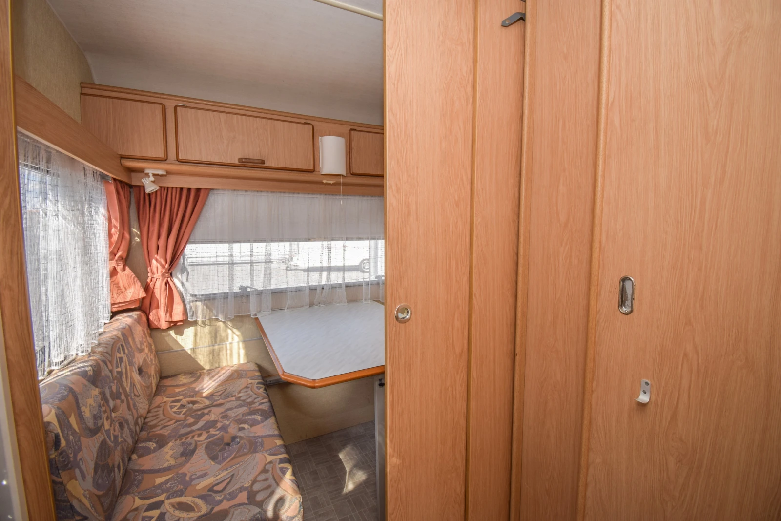 Каравана Chateau La Car Trophee 450+ Форселт/Тента, снимка 8 - Каравани и кемпери - 55731097