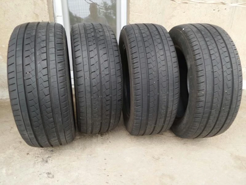 Гуми Летни 225/65R16, снимка 1 - Гуми и джанти - 14950087