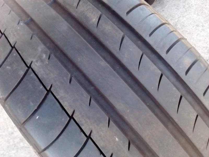 Гуми Летни 235/55R19, снимка 3 - Гуми и джанти - 18570751