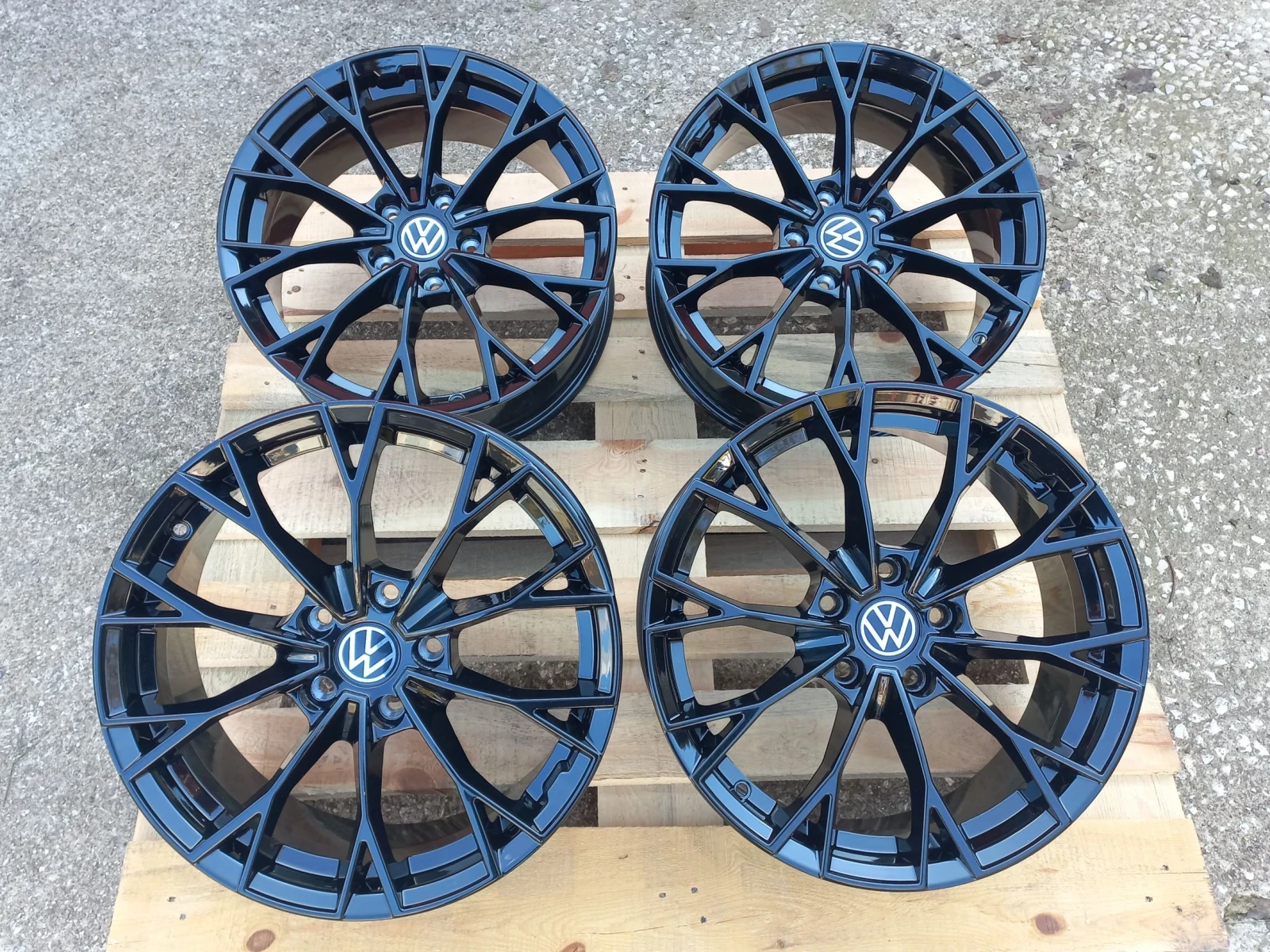 Джанти за VW, снимка 9 - Гуми и джанти - 56016130