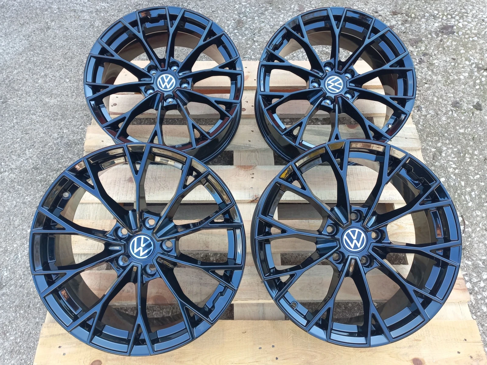 Джанти за VW, снимка 3 - Гуми и джанти - 56016130