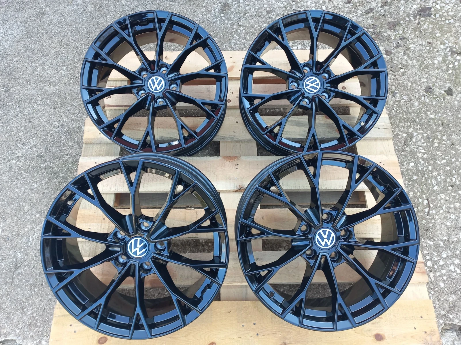 Джанти за VW, снимка 8 - Гуми и джанти - 56016130