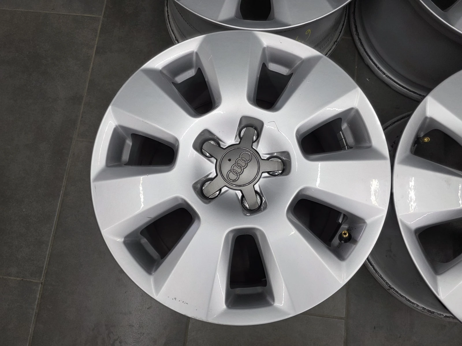 Джанти за Audi, снимка 7 - Гуми и джанти - 56724239