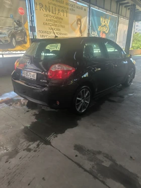 Toyota Auris, снимка 2