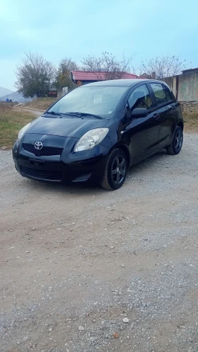 Toyota Yaris, снимка 2