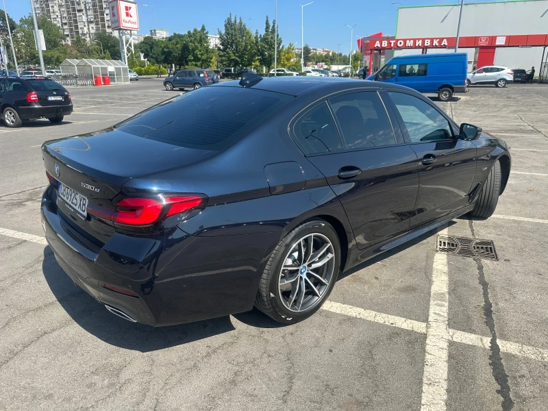 BMW 530 E M-packet Shadow line X-drive Laser HUD , снимка 2 - Автомобили и джипове - 52340328