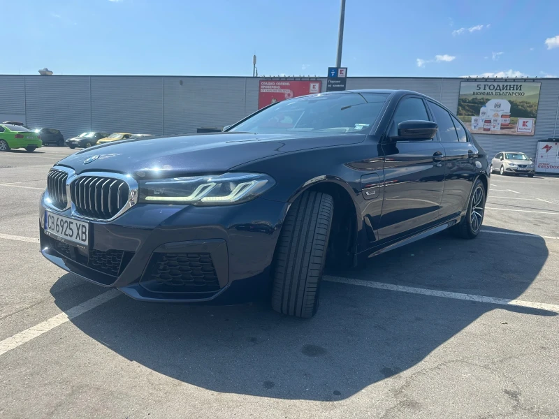 BMW 530 E M-packet Shadow line X-drive Laser HUD , снимка 4 - Автомобили и джипове - 52340328