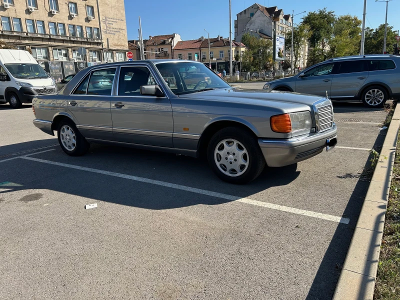 Mercedes-Benz 126 300 SE, снимка 12 - Автомобили и джипове - 47410761