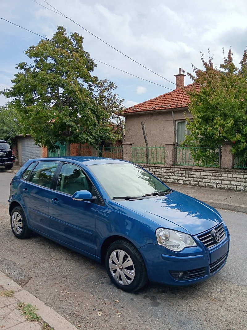 VW Polo 1.4i-80к.с.-КАТО НОВ-МАЛЪК ДАНЪК-ВСИЧКИ ЕКСТРИ!!!!, снимка 1 - Автомобили и джипове - 47472811