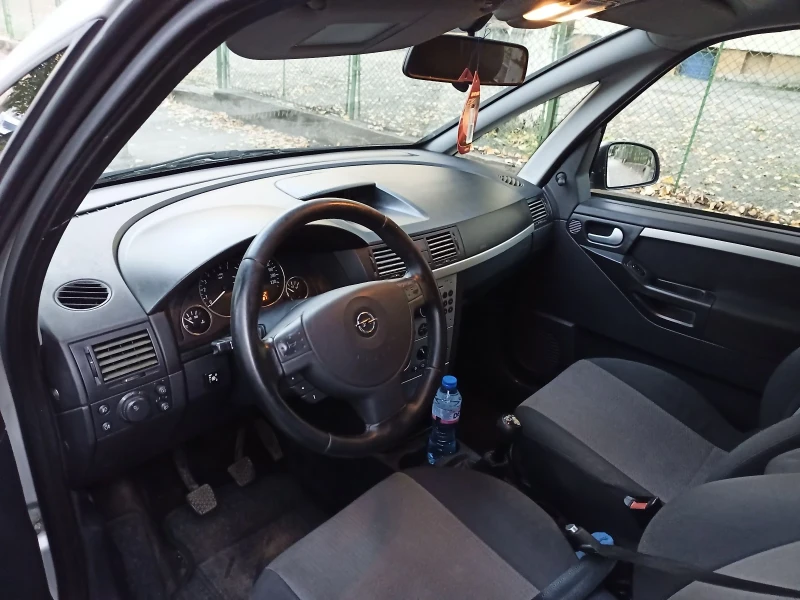 Opel Meriva 1.4 газ климатик, снимка 7 - Автомобили и джипове - 47643603