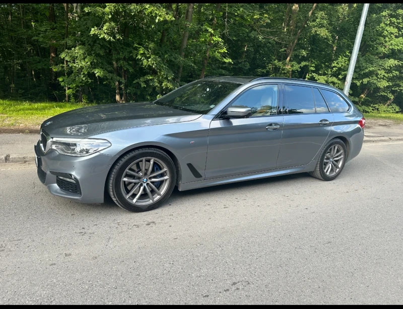 BMW 530 XD/M Pack/Digital/Head Up/360/Led/Обслужена, снимка 5 - Автомобили и джипове - 47884769