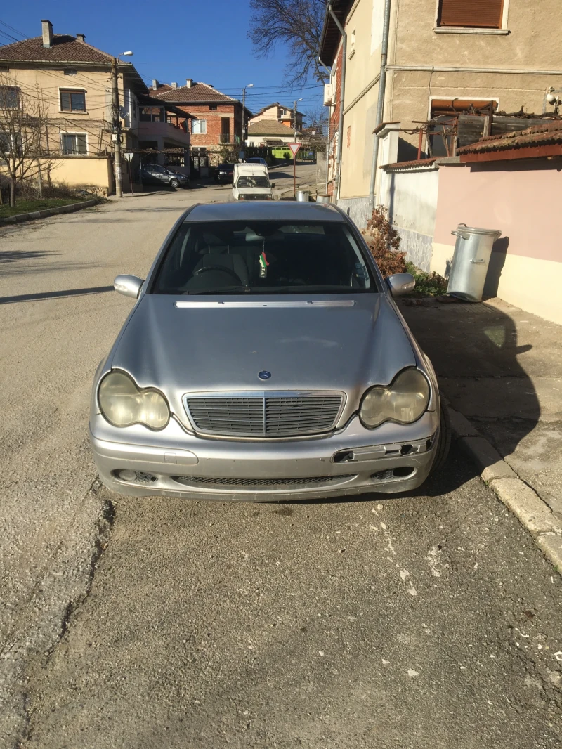 Mercedes-Benz C 180, снимка 1 - Автомобили и джипове - 49455606