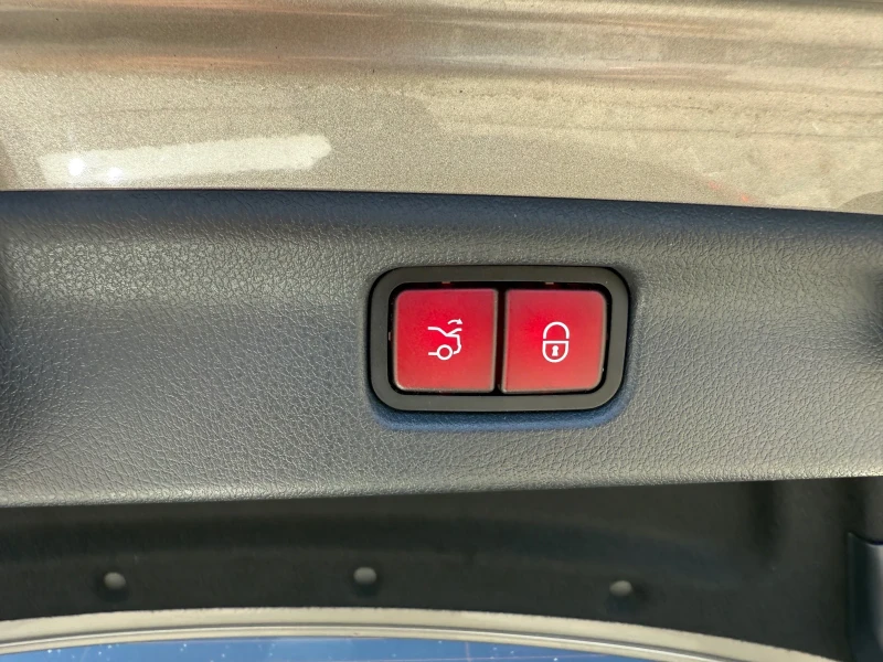 Mercedes-Benz C 220 AMG* Head-Up* 360* Distronic* Лизинг, снимка 16 - Автомобили и джипове - 50788467