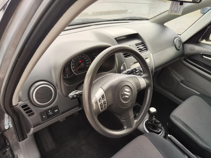 Suzuki SX4 1.6HDI РЕАЛНИ КИЛОМЕТРИ , снимка 10 - Автомобили и джипове - 50828983