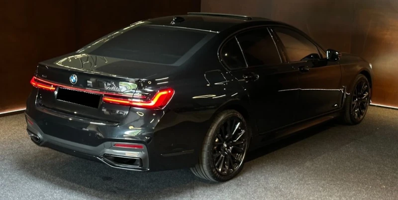 BMW 740 d xDrive M-Pack, снимка 3 - Автомобили и джипове - 51365775