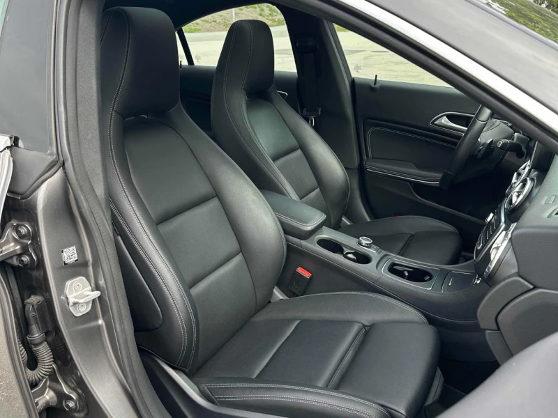 Mercedes-Benz CLA 250 Лизинг* 4MATIC* AMG-pkg* LED* Подгрев* Памет* Пано, снимка 10 - Автомобили и джипове - 52317937