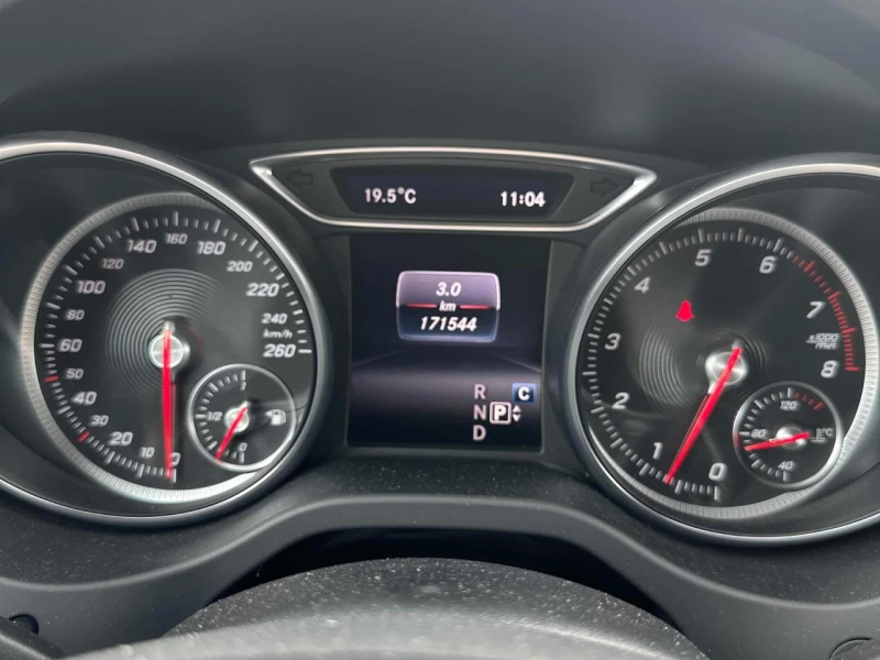 Mercedes-Benz CLA 250 Лизинг* 4MATIC* AMG-pkg* LED* Подгрев* Памет* Пано, снимка 7 - Автомобили и джипове - 52317937