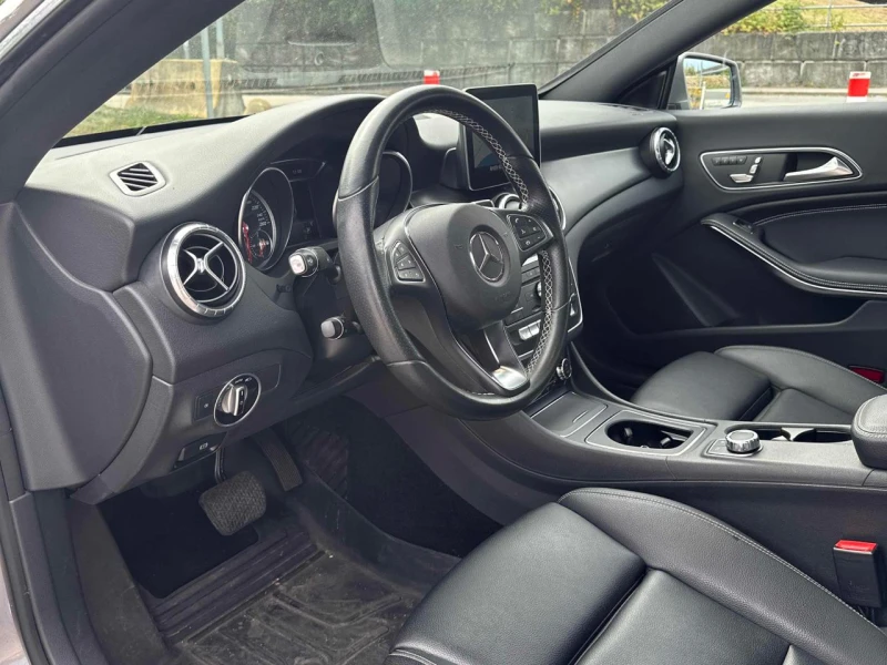 Mercedes-Benz CLA 250 Лизинг* 4MATIC* AMG-pkg* LED* Подгрев* Памет* Пано, снимка 6 - Автомобили и джипове - 52317937