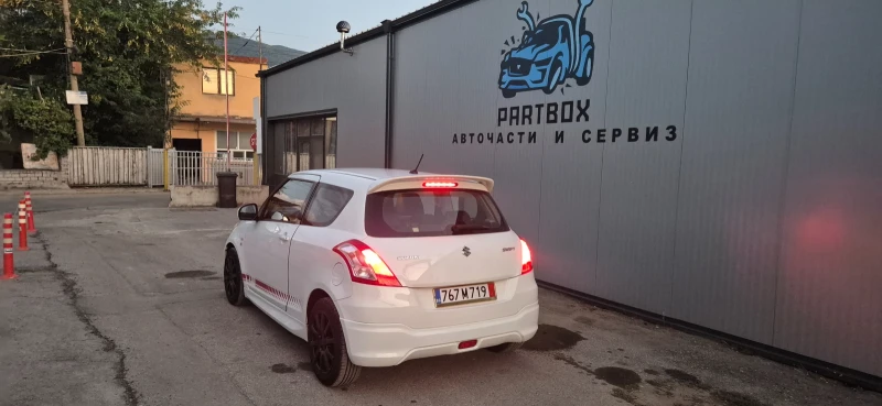 Suzuki Swift X-ite Edition , снимка 7 - Автомобили и джипове - 52588575