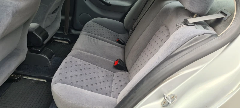 Seat Toledo, снимка 3 - Автомобили и джипове - 52558892