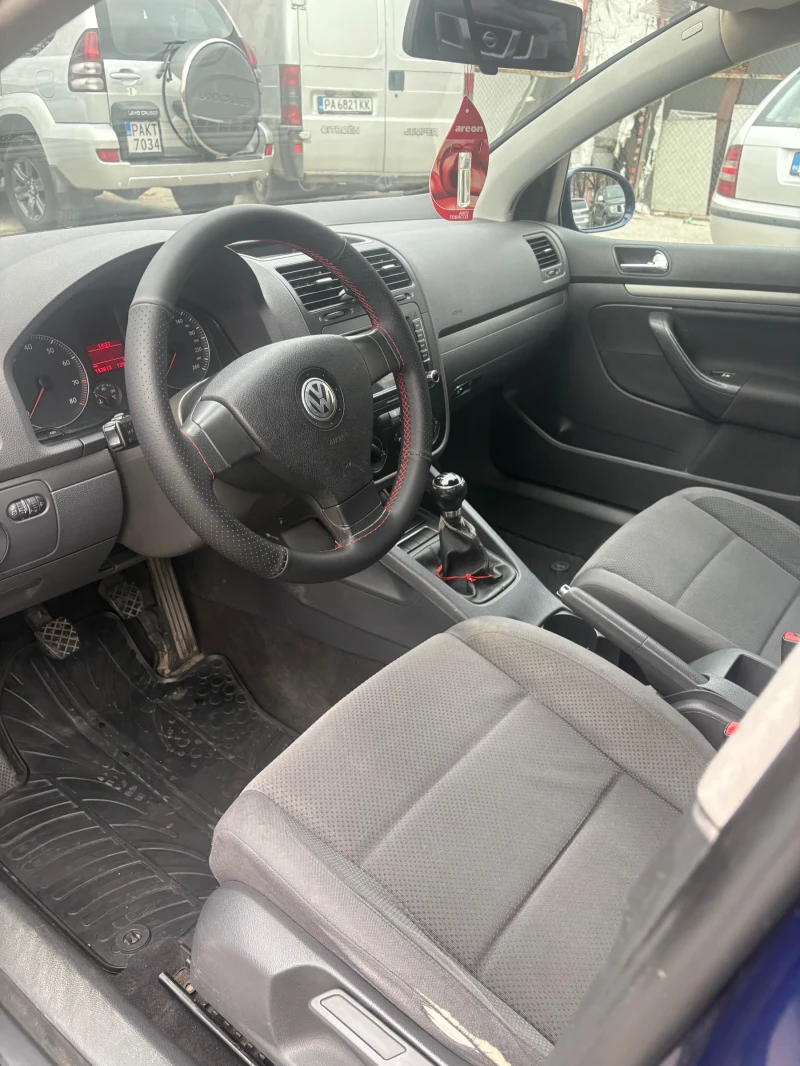 VW Golf 5, снимка 9 - Автомобили и джипове - 52879502