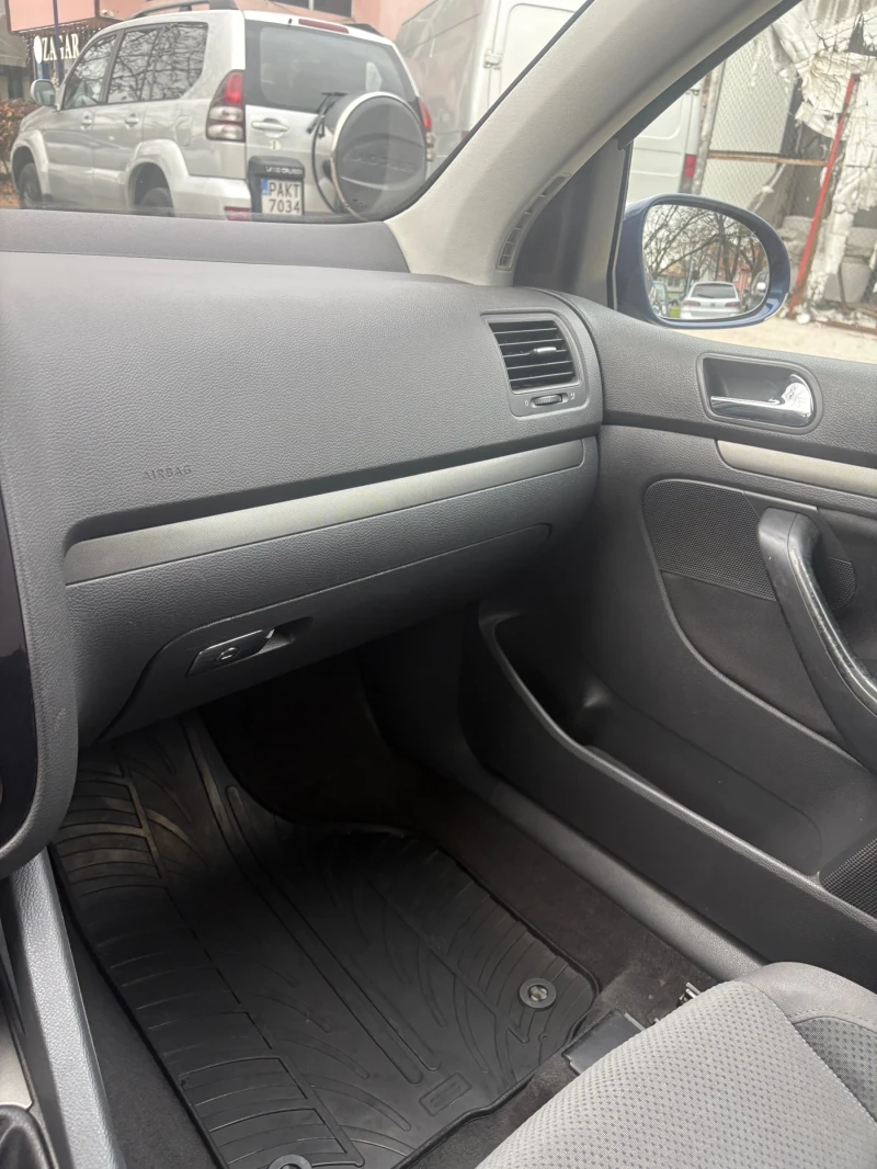 VW Golf 5, снимка 13 - Автомобили и джипове - 52879502