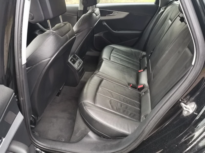 Audi A4 2.0 4х4 DISTRONIC VIRTUAL COCKPIT  LED ОБСЛУЖЕНА !, снимка 12 - Автомобили и джипове - 53235911