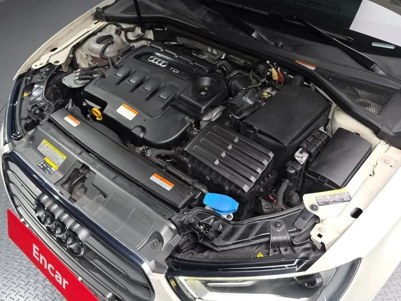 Audi A3 1.6 TDI, снимка 6 - Автомобили и джипове - 54547573