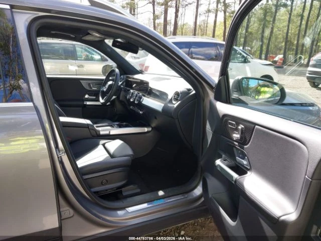 Mercedes-Benz EQB * 300* 4MATIC* КОЖА* ПОДГРЕВ* ПАНОРАМА* , снимка 5 - Автомобили и джипове - 54831024