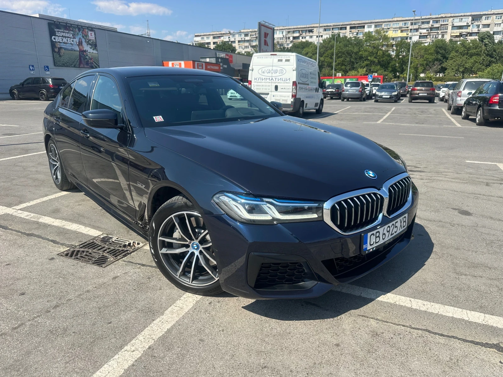 BMW 530 E M-packet Shadow line X-drive Laser HUD , снимка 1