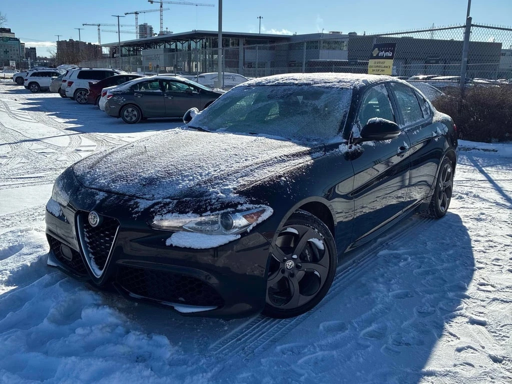 Alfa Romeo Giulia 2017 4dr Sdn AWD* CARFAX * БЕЗ ПЪРВОНАЧАЛНА ВНОСКА, снимка 1