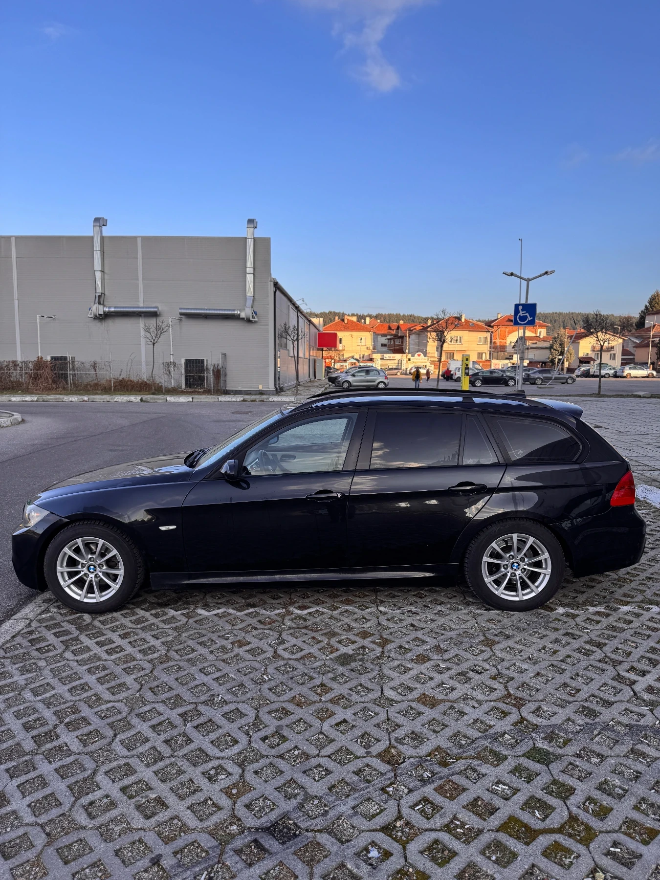 BMW 320  - изображение 6