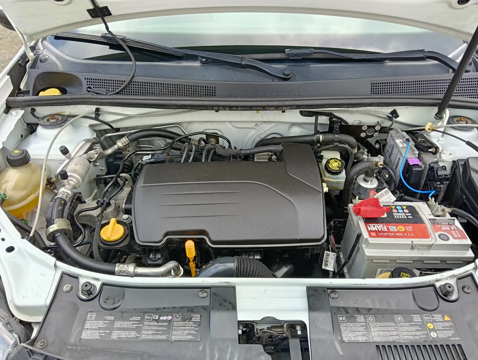 Dacia Sandero 1.2i    | Mobile.bg   15