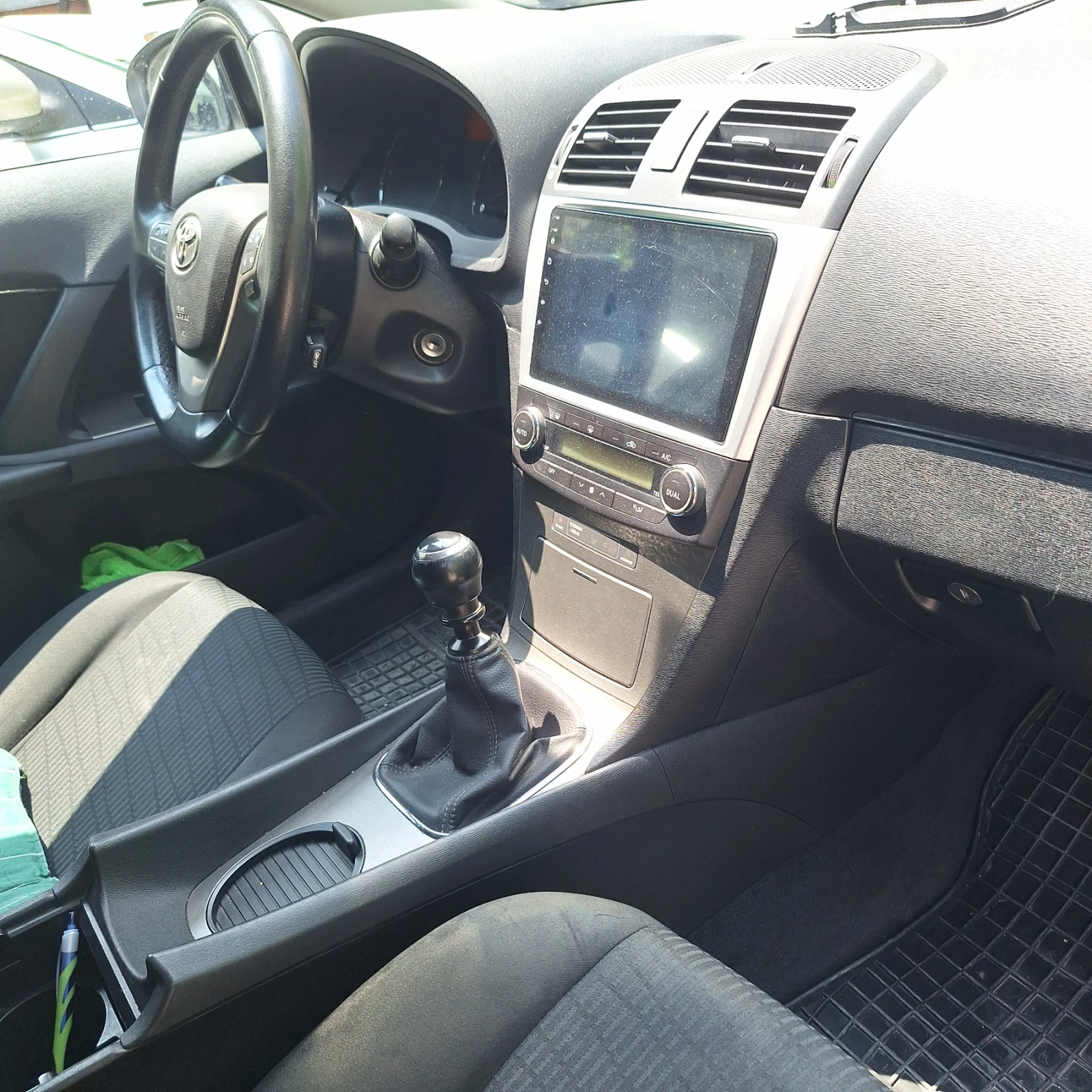Toyota Avensis 1.8 - изображение 6