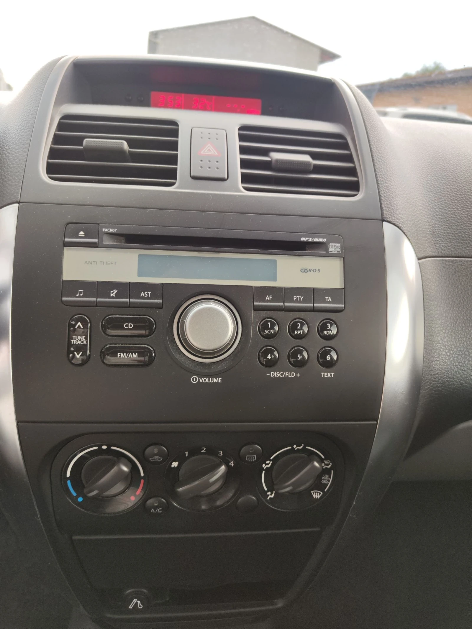 Suzuki SX4 1.6HDI РЕАЛНИ КИЛОМЕТРИ  | Mobile.bg — изображение 13