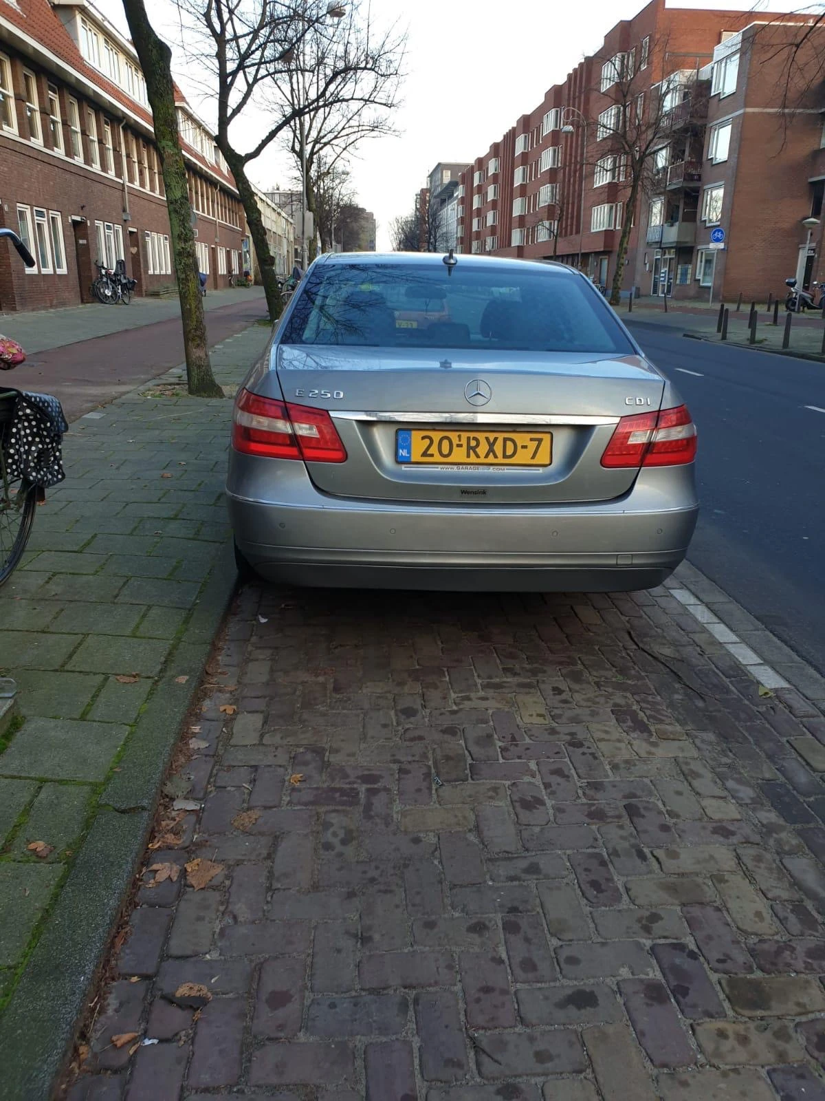 Mercedes-Benz E 250 E 250 BlueEFFICIENCY (204 Hp) 7G-TRONIC PLUS  - изображение 2