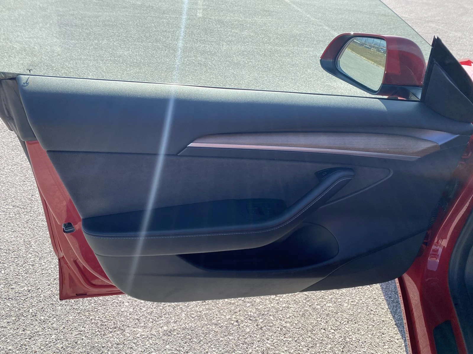 Tesla Model 3 перформънс - изображение 7