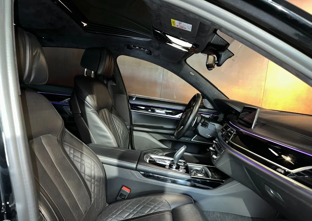 BMW 740 d xDrive M-Pack - изображение 9