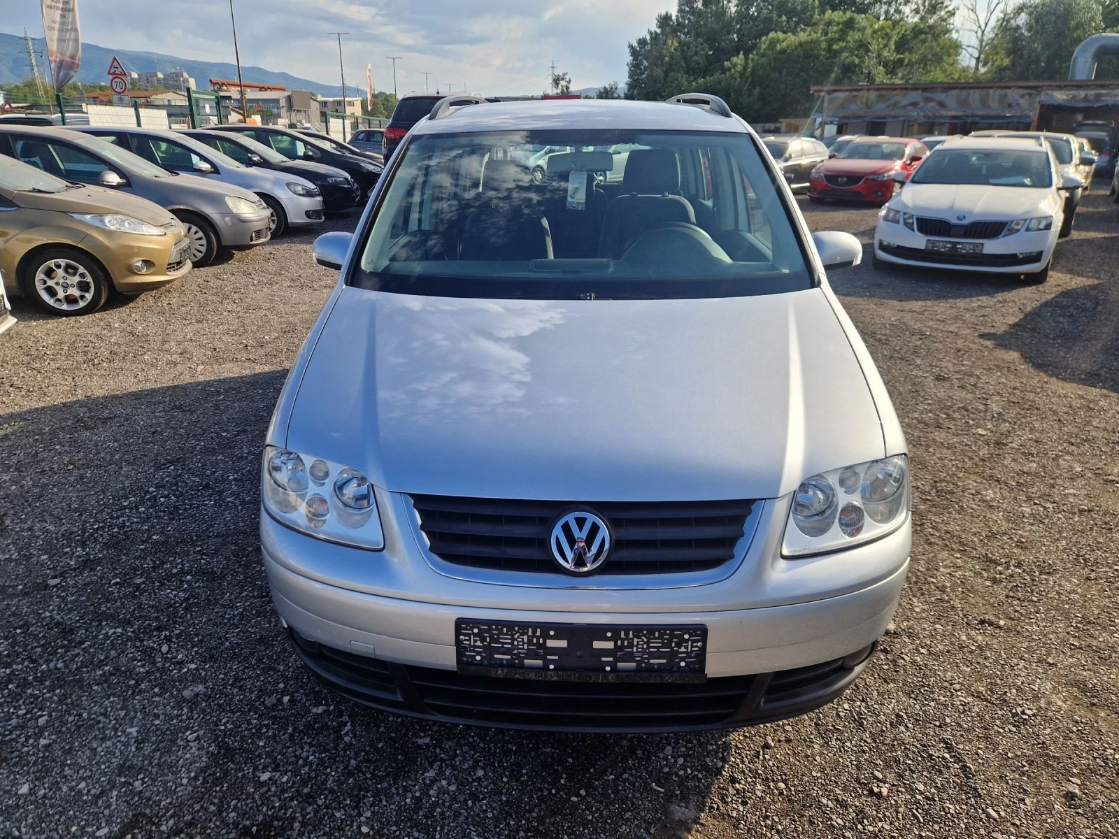 VW Touran 1.9TDI 105PS. 6+ 1 ITALIA - изображение 2