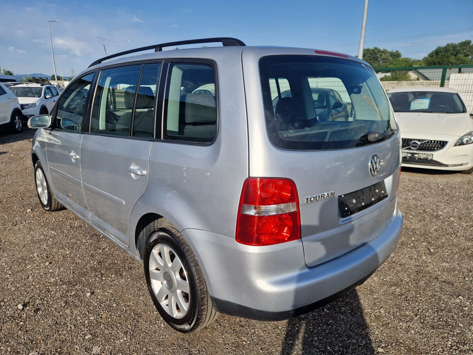 VW Touran 1.9TDI 105PS. 6+ 1 ITALIA - изображение 7
