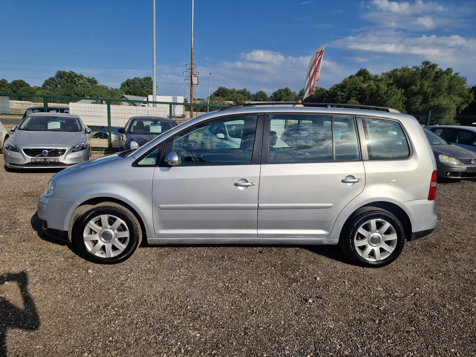 VW Touran 1.9TDI 105PS. 6+ 1 ITALIA - изображение 4