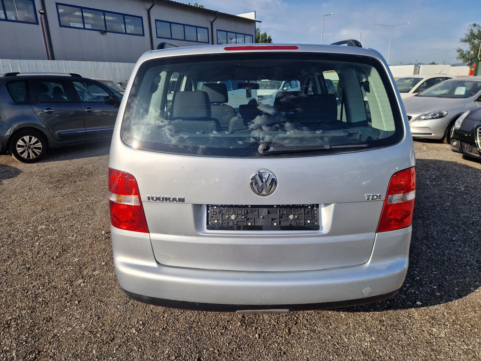 VW Touran 1.9TDI 105PS. 6+ 1 ITALIA - изображение 6