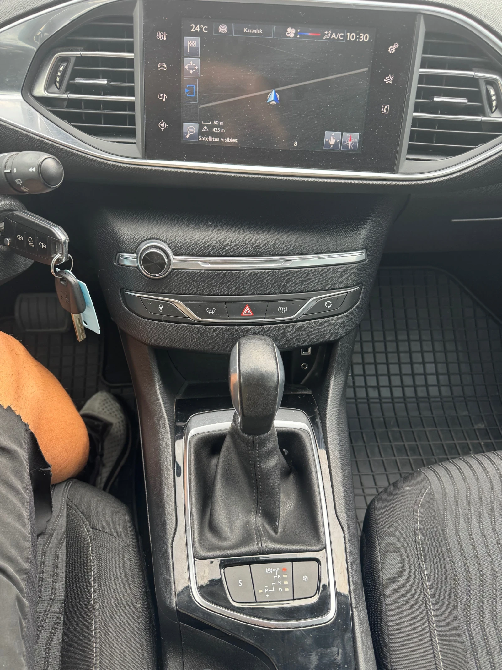 Peugeot 308 1.6hdi Avtomat Navi - изображение 6